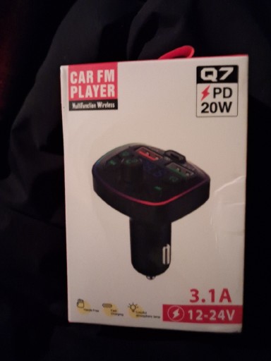 Zdjęcie oferty: Transmiter samochodowy VIKEFON Q7