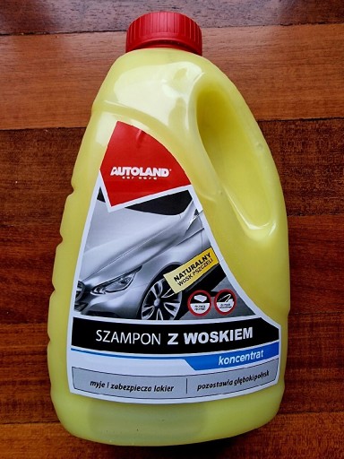 Zdjęcie oferty: Szampon z woskiem Autoland do mycia auta