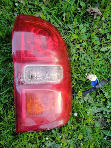 Zdjęcie oferty: Lampa tylna prawa Toyota RAV4 II 00-05