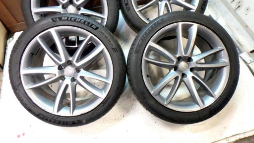 Zdjęcie oferty: Koła Audi A8 A7 5x112 4H0071490 265/40/20 Michelin