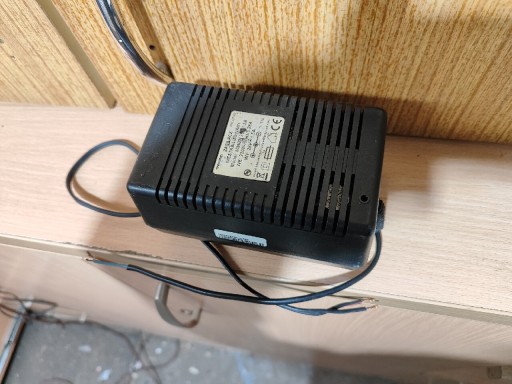 Zdjęcie oferty: Zasilacz prądu stałego 28V 1.5A Tatarek Tatarex Transformator Toroidalny