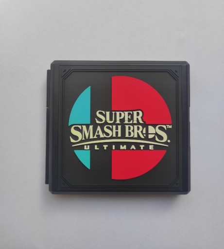 Zdjęcie oferty: Etui / box na 12 kart na gry NINTENDO S SMASH BROS