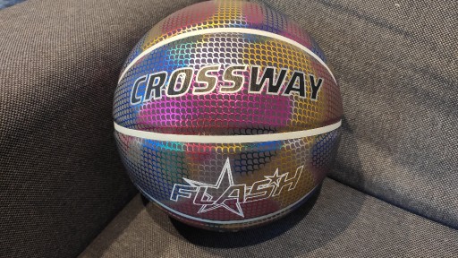 Zdjęcie oferty: Holograficzna piłka do koszykówki Crossway