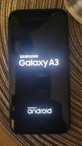 Zdjęcie oferty: Samsung Galaxy A3 