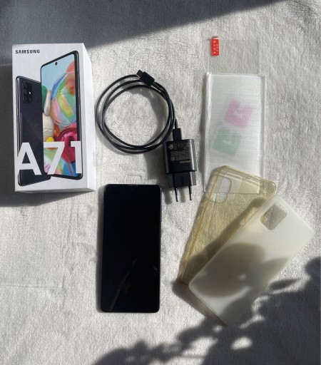 Zdjęcie oferty: Samsung Galaxy SM-A715F