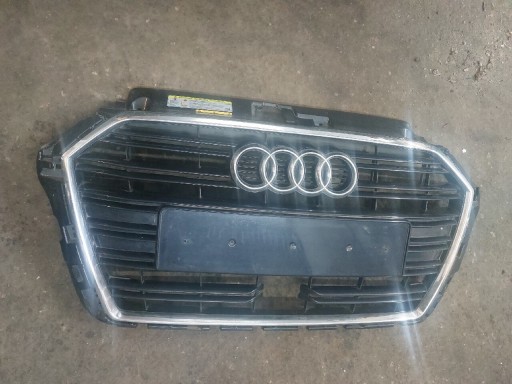 Zdjęcie oferty: Atrapa audi a3 8V3853651AB