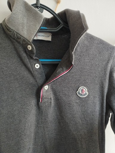 Zdjęcie oferty: Moncler bluzka polo 9/10lat