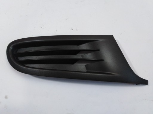 Zdjęcie oferty: KRATKA ZDERZAKA PRAWA VW GOLF VI 5K0853666A