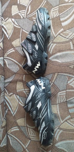 Zdjęcie oferty: Buty NORTTHWAVE rozm.38 wkł 250 mm