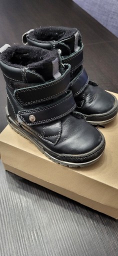 Zdjęcie oferty: Buty dziecięce "Bartek" - rozmiar 23