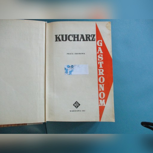 Zdjęcie oferty: kucharz gastronom ksiazka kucharska