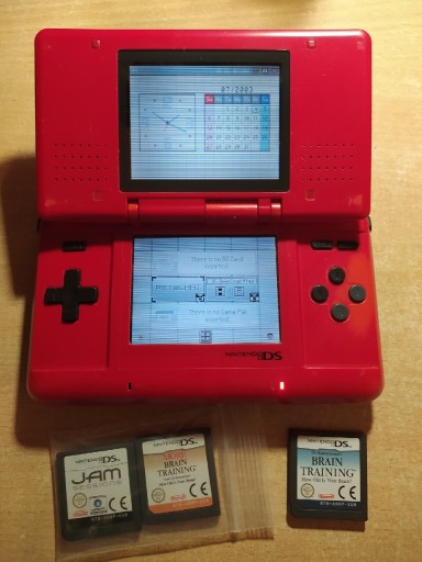 Zdjęcie oferty: Nintendo DS czerwony + 3 gry