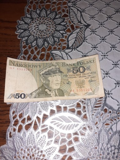 Zdjęcie oferty: Banknot 50 zł z 1988 Świerczewski seria HF