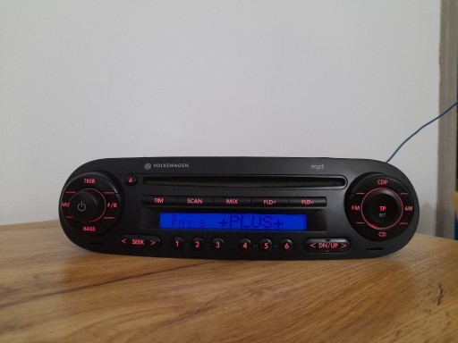 Zdjęcie oferty: Radio VW New Beetle MP3 - stan bardzo dobry !