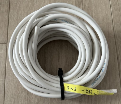 Zdjęcie oferty: Kabel przewód elektryczny 3x1 mm2 - 9,84 m