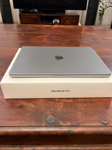 Zdjęcie oferty: APPLE MACBOOK PRO 16'' M1 PRO CPU10/GPU16/16GB/512