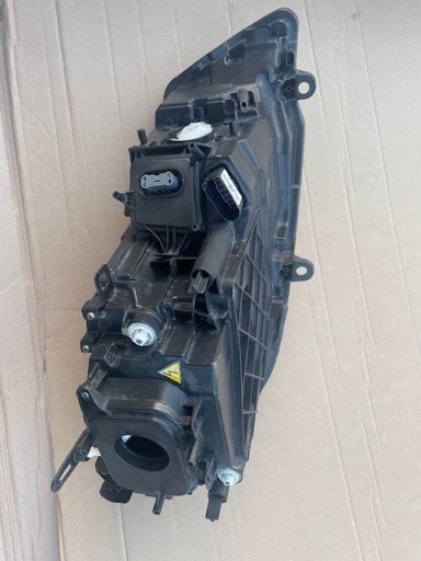 Zdjęcie oferty: vw touareg lift bi-xenon skretny led 77P1941751B 