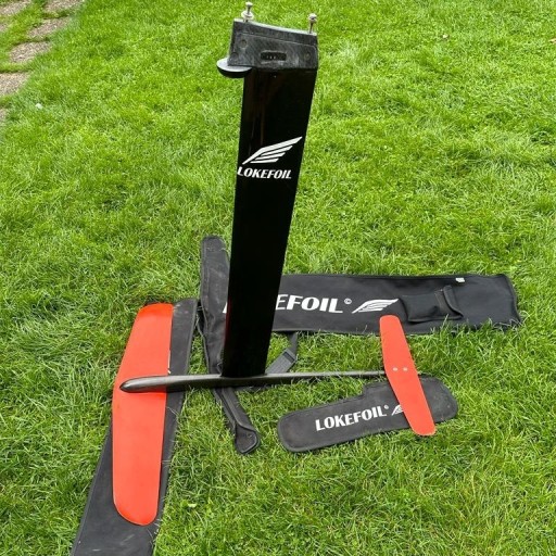 Zdjęcie oferty: Foil carbon windsurfing Lokefoil