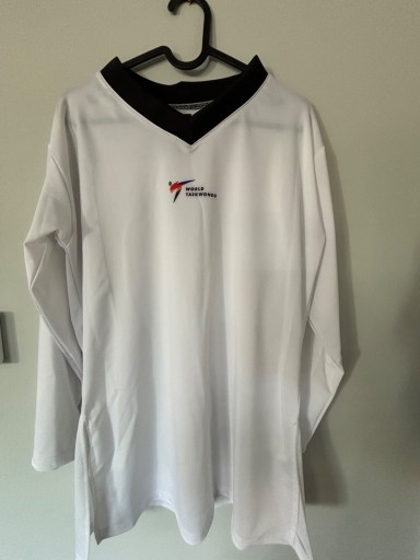 Zdjęcie oferty: Uniform taekwondo olimpijskie 