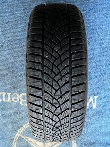 Zdjęcie oferty: 215/55/17 Goodyear UltraGrip Performance+ 2 sztuki