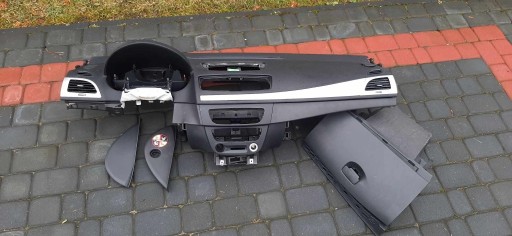 Zdjęcie oferty: Deska Konsola Kokpit Renault Megane III 2011r