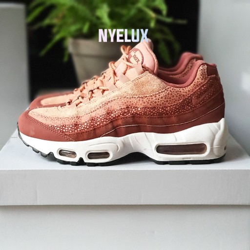 Zdjęcie oferty: Buty NIKE Air Max 95 Premium - 36.5 - oryginalne