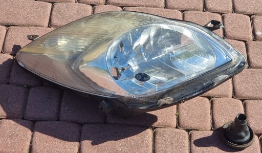 Zdjęcie oferty: Toyota Yaris 09-10 LIFT  LAMPA PRZÓD Prawa 