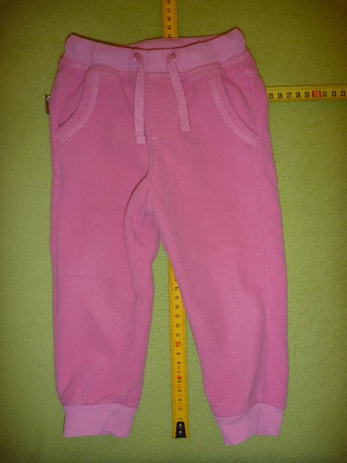 Zdjęcie oferty: Spodnie różowe ciepłe z kieszeniami rozmiar 80 cm