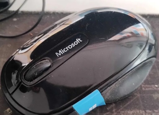 Zdjęcie oferty: mysz Microsoft Sculpt Comfort Mouse