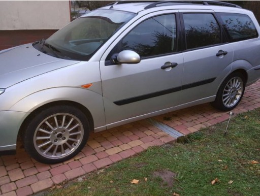 Zdjęcie oferty: Felgi aluminiowe opony R17 Ford Volvo 