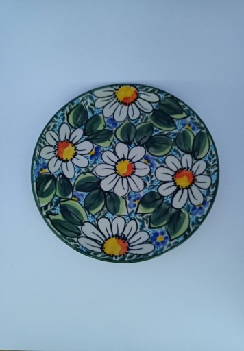 Zdjęcie oferty: Talerz ceramiczny o średnicy 19cm