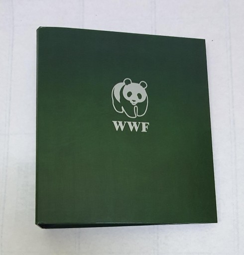 Zdjęcie oferty: WWF - Luksusowa okładka A4 na twoja kolekcje