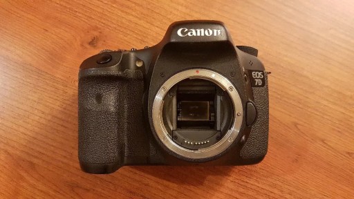 Zdjęcie oferty: Lustrzanka Canon 7D