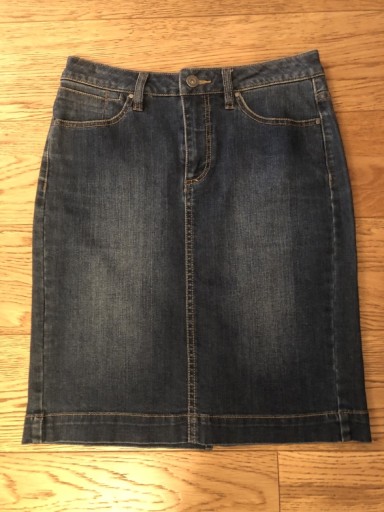 Zdjęcie oferty: JACKPOT - jeansowa spódnica - rozmiar 32