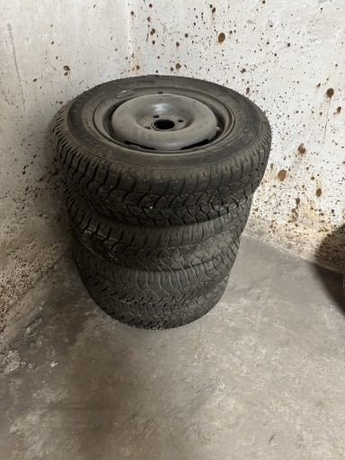 Zdjęcie oferty: Opony Zimowe Kelly