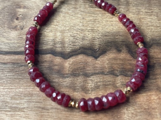 Zdjęcie oferty: Bransoletka rubinowa