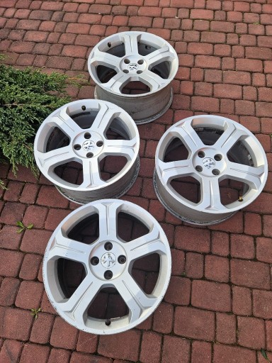 Zdjęcie oferty: Felgi 18" Peugeot 4x108