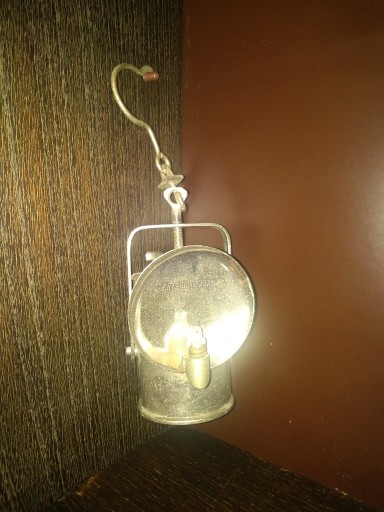 Zdjęcie oferty: mała atrapa lampki karbidowej (z żaróweczką)