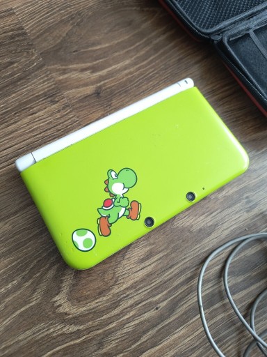 Zdjęcie oferty: Nintendo 3ds xl yoshi edition