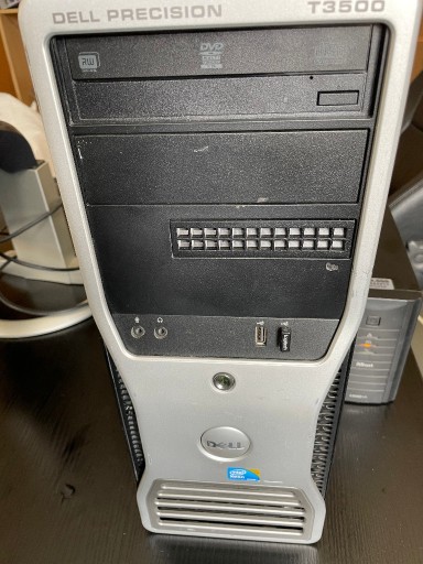 Zdjęcie oferty: Komputer DELL Workstation T3500 + klawiatura, mysz
