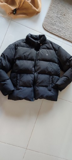 Zdjęcie oferty: Kurtka puffer czarna Gant 