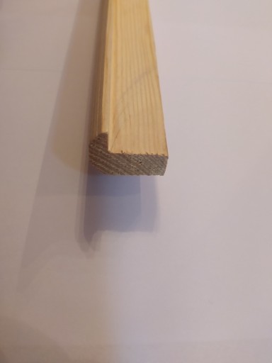 Zdjęcie oferty: Listewka drewniana do ramek, 18 x 18