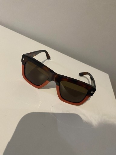 Zdjęcie oferty: Okulary przeciwsłoneczne VALENTINO
