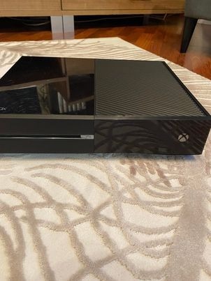 Zdjęcie oferty: Xbox one z Kinect oraz 3 grami