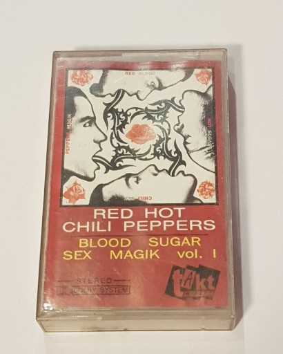 Zdjęcie oferty: Kaseta magnetofonowa RED HOT CHILI PEPPERS BLOOD..