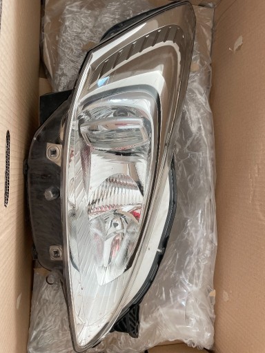 Zdjęcie oferty: Lampa Prawa Przód Peugeot 508 I