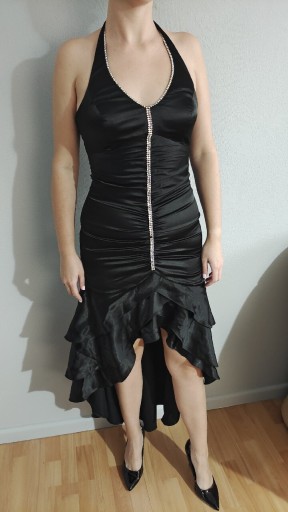 Zdjęcie oferty: Czarna sukienka wieczorowa 40
