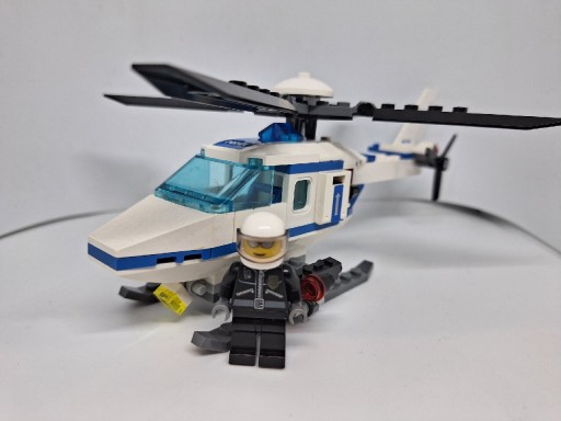 Zdjęcie oferty: Lego Police Helicopter 7741 Town City