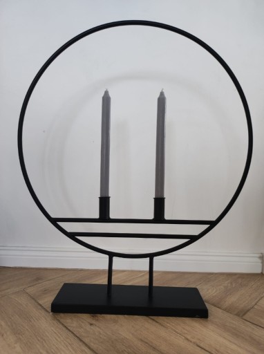 Zdjęcie oferty: Czarny metalowy świecznik w stylu loftowym 