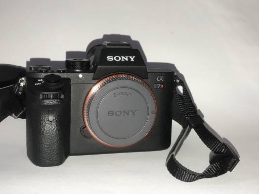 Zdjęcie oferty: Sony 7R II, nowy wyciągnięty z pudełka przetestowa